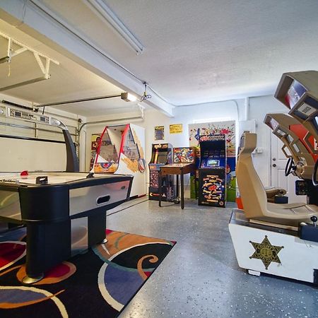 Stylish Lake Home With Huge Pool, Arcade With Ps5,And Theater Just 5 Min From Legoland Winter Haven Luaran gambar
