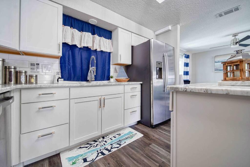 Stylish Lake Home With Huge Pool, Arcade With Ps5,And Theater Just 5 Min From Legoland Winter Haven Luaran gambar